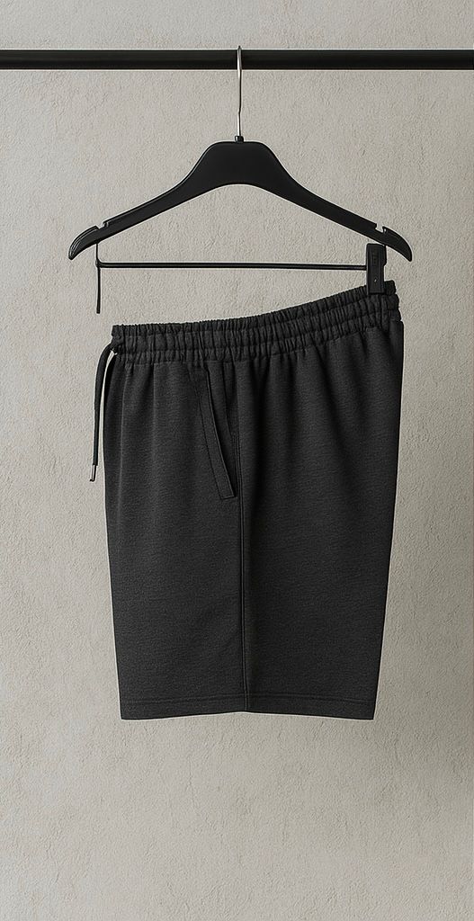 Pantaloni scurți „Black Crest” – Eleganță sport într-un look casual
